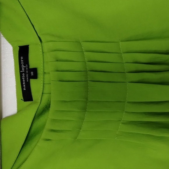 nanette lepore neon green wide arm blouse pleated front size 10 - Picture 2 of 12